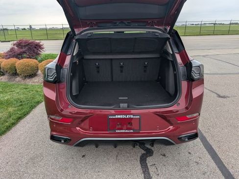 Used 2024 Buick Encore GX Avenir w/ Avenir Convenience Package AWD/4WD image 8