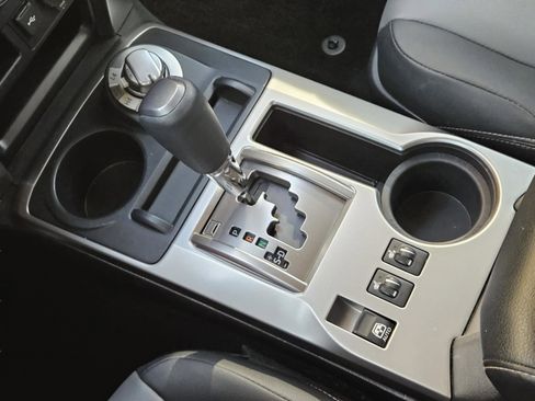 Used 2024 Toyota 4Runner SR5 Premium w/ Moonroof Package image 22