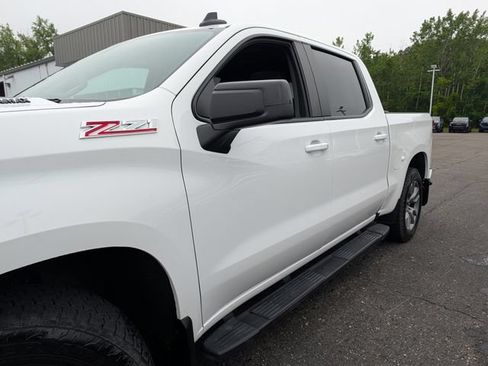 Used 2022 Chevrolet Silverado 1500 RST AWD/4WD image 5
