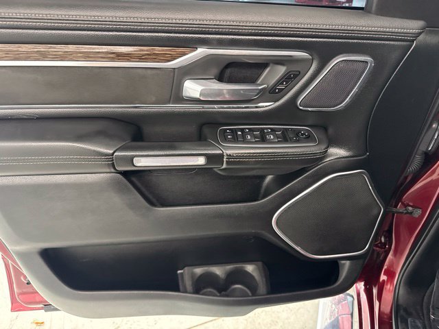 Used 2019 RAM 1500 Laramie AWD/4WD image 19