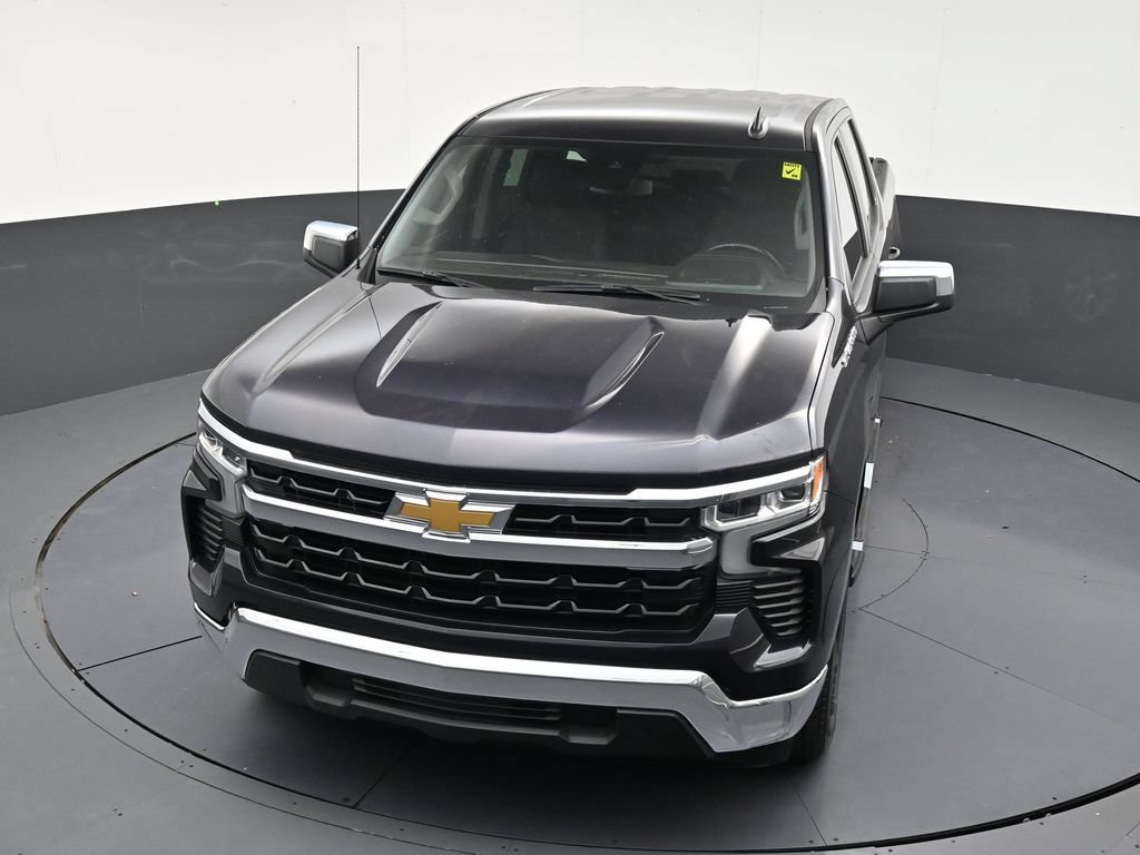 Used 2024 Chevrolet Silverado 1500 LT RWD image 16