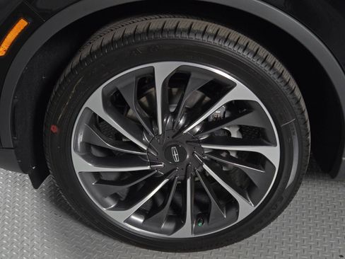 New 2026 Lincoln Aviator Reserve AWD/4WD image 11