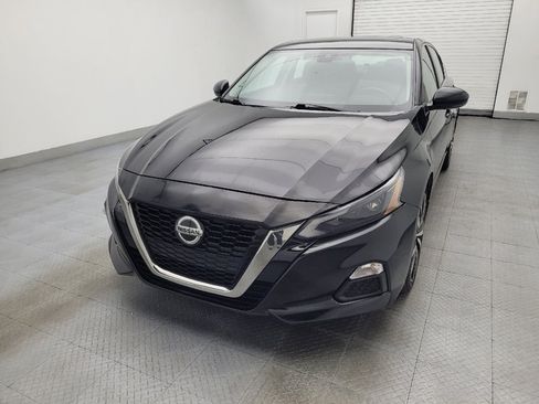 Used 2020 Nissan Altima 2.5 SR w/ Premium Package image 15