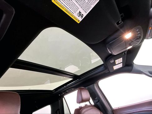 Used 2023 Ford Expedition Max Limited image 22