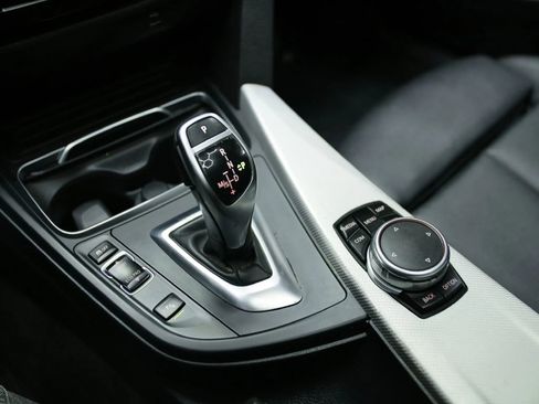Used 2017 BMW 340i xDrive Sedan image 36