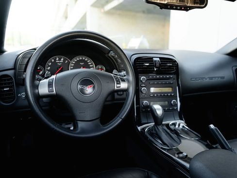 Used 2009 Chevrolet Corvette Coupe w/ Preferred Equipment Group image 43