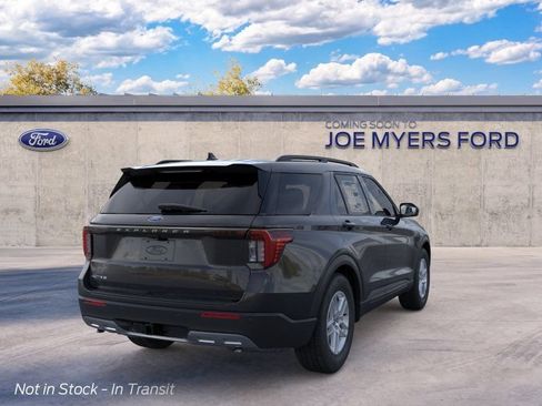 New 2026 Ford Explorer Active w/ Active Comfort Package RWD image 8
