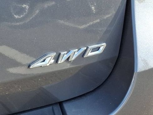 Used 2023 Ford Explorer XLT w/ Equipment Group 202A AWD/4WD image 39