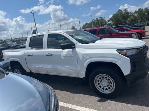 Used 2026 Chevrolet Colorado W/T w/ Advanced Trailering Package RWD image 3