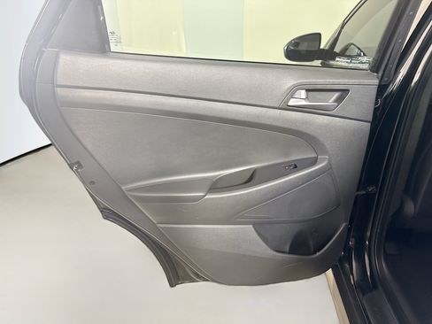 Used 2016 Hyundai Tucson SE w/ Option Group 02 FWD image 25
