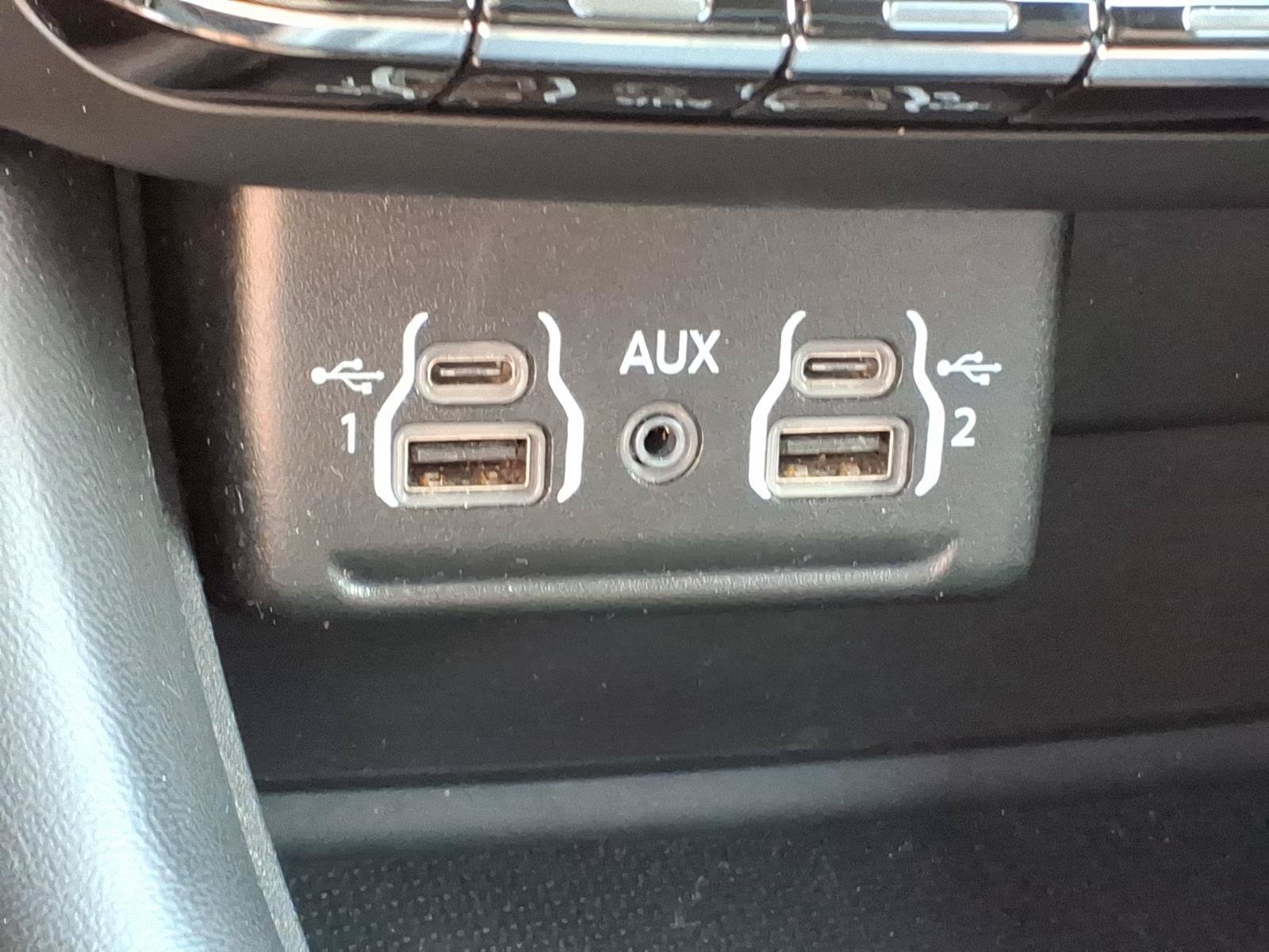 Used 2022 Dodge Durango GT AWD/4WD image 17