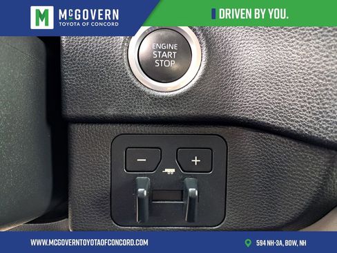 Used 2024 Toyota Tundra SR5 AWD/4WD image 33