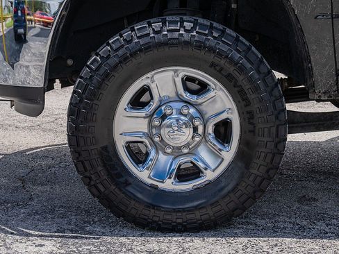 Used 2016 RAM 2500 Tradesman w/ Chrome Appearance Group AWD/4WD image 32