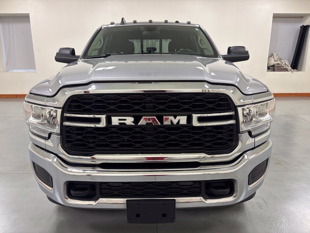 Used 2019 RAM 2500 Tradesman AWD/4WD image 3