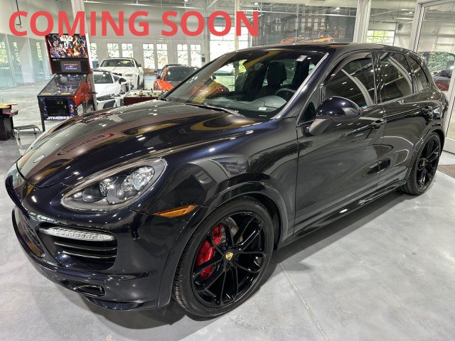 Used 2014 Porsche Cayenne GTS AWD/4WD image 2