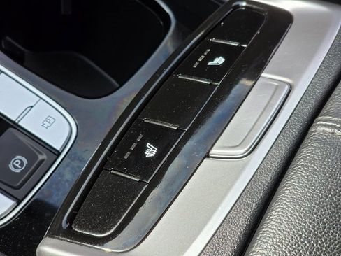 Used 2022 Hyundai Tucson SEL w/ Winter Package image 31