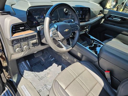 New 2026 Chevrolet Suburban High Country AWD/4WD image 22