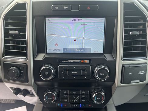 Used 2021 Ford F350 Lariat AWD/4WD image 24