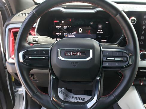 Used 2024 GMC Canyon AT4X AWD/4WD image 22