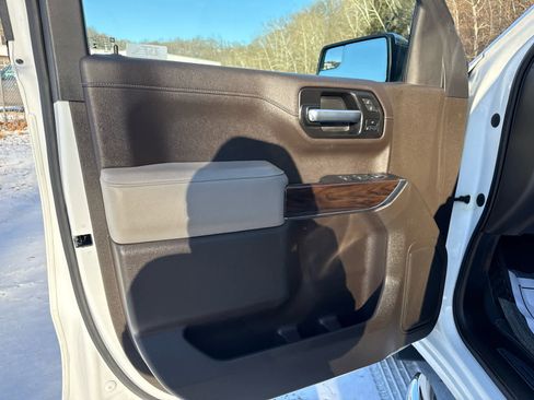 Used 2021 GMC Sierra 1500 SLT image 11