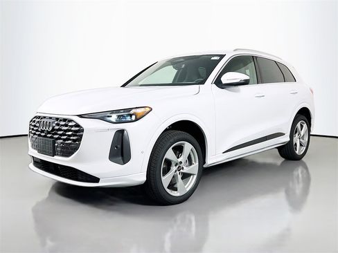 New 2025 Audi Q5 2.0T Premium Plus image 3