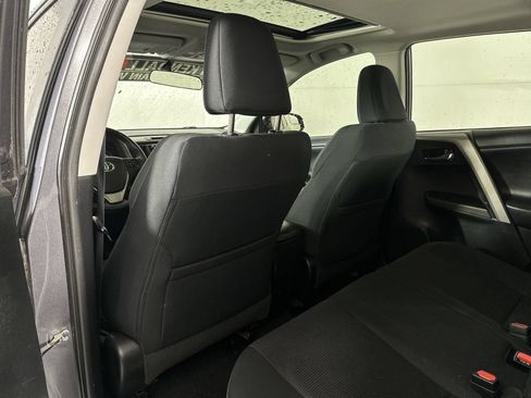 Used 2016 Toyota RAV4 XLE FWD image 24