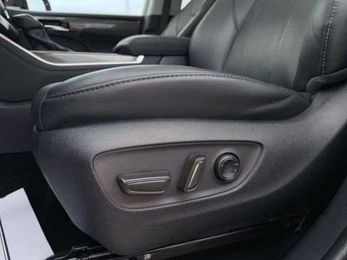 Used 2020 Toyota Highlander Limited AWD/4WD image 14
