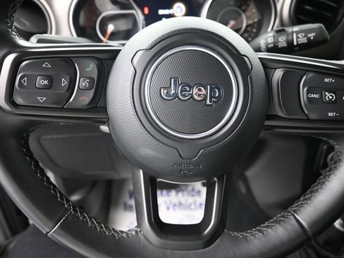 Used 2020 Jeep Wrangler Unlimited Sport S image 12