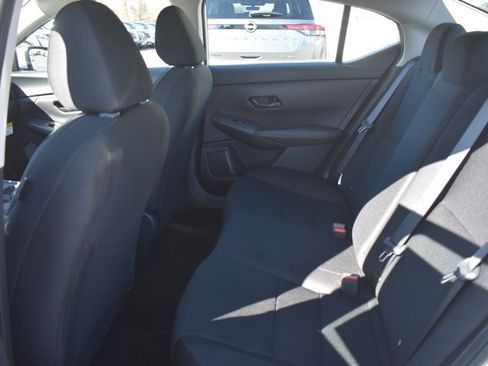 Used 2025 Nissan Sentra S image 14