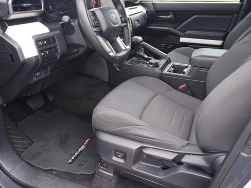 Used 2024 Toyota Tacoma TRD Off-Road image 20