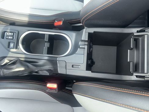 Used 2020 Subaru Crosstrek 2.0i Limited w/ Moonroof Package w/Navigation image 38