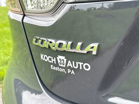 Certified 2024 Toyota Corolla LE AWD/4WD image 17