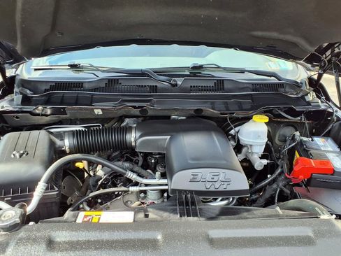 Certified 2020 RAM 1500 Classic Warlock w/ Electronics Group AWD/4WD image 11