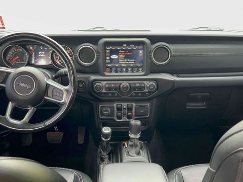 Used 2020 Jeep Gladiator Overland AWD/4WD image 24