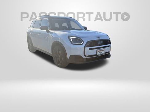 Used 2025 MINI Cooper Countryman S w/ Comfort Package Max image 3