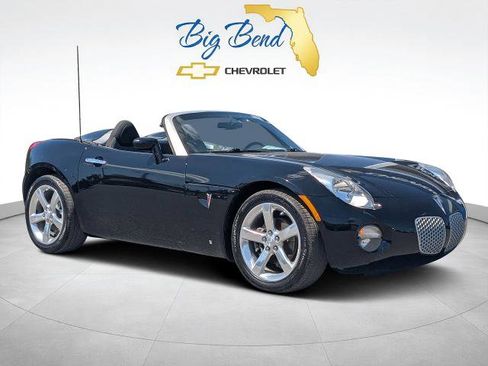 Used 2006 Pontiac Solstice Convertible w/ Power Package RWD image 1