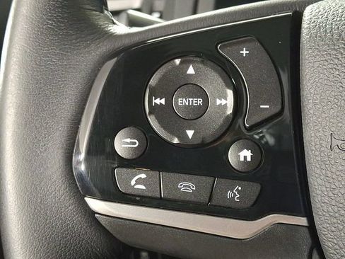 Used 2020 Honda Pilot Touring image 24