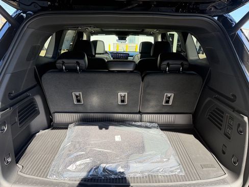 New 2026 Buick Enclave Avenir w/ Super Cruise Package image 38