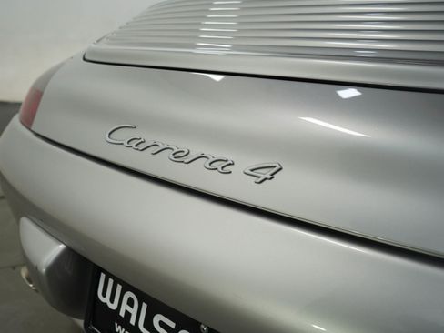 Used 2003 Porsche 911 Carrera RWD image 14