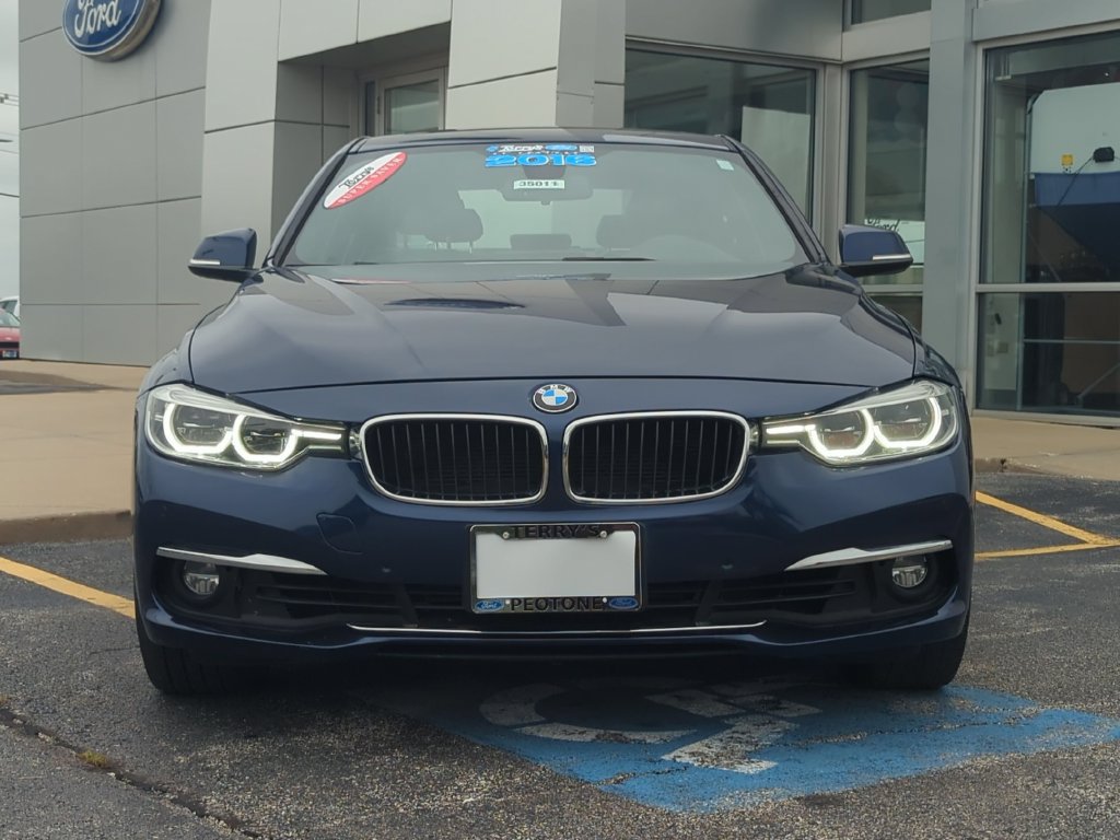Used 2016 BMW 328i xDrive Sedan AWD/4WD image 8