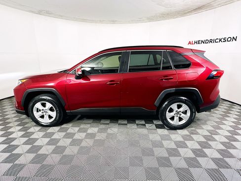 Used 2019 Toyota RAV4 XLE image 6