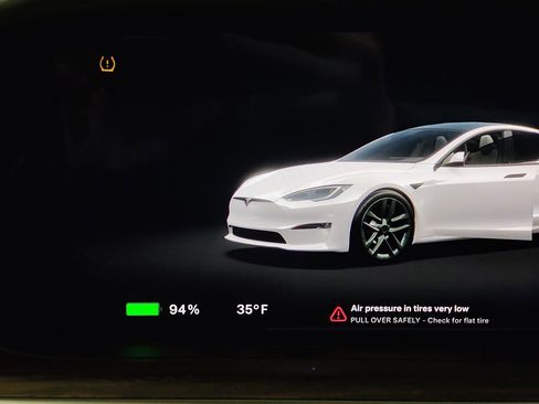 Used 2022 Tesla Model S image 42