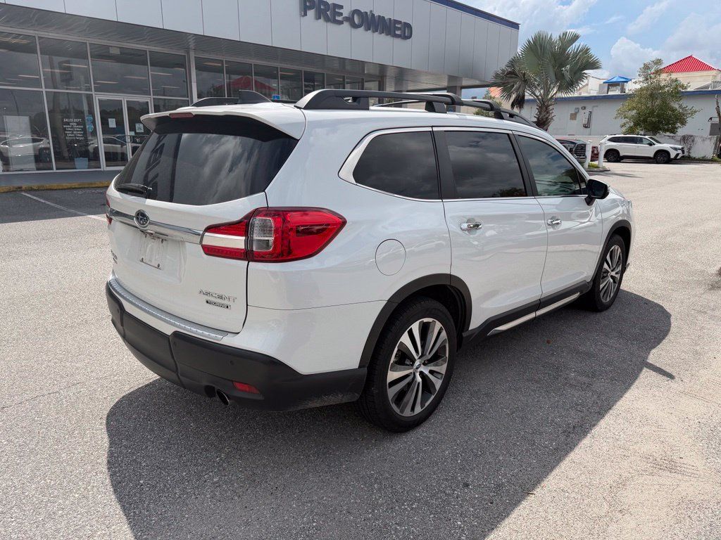Used 2019 Subaru Ascent Touring w/ Popular Package #3 AWD/4WD image 3