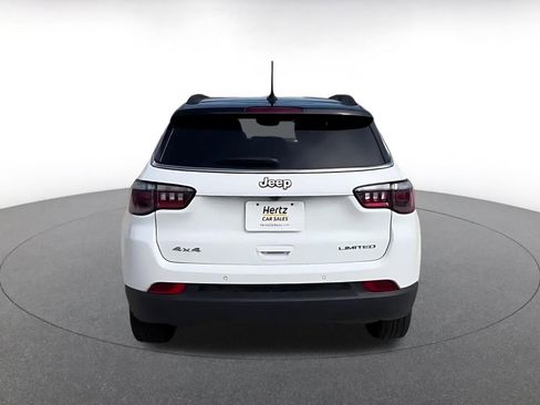 Used 2025 Jeep Compass Limited AWD/4WD image 12