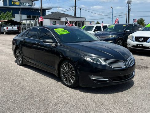 Used 2013 Lincoln MKZ AWD image 4