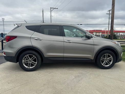 Used 2018 Hyundai Santa Fe Sport image 8