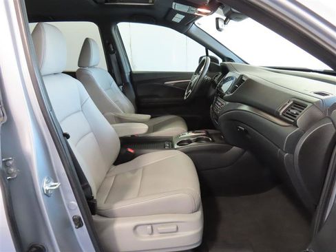 Used 2023 Honda Passport EX-L image 37