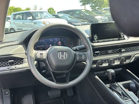 Used 2024 Honda Accord EX image 13