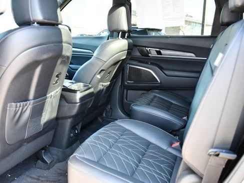 Used 2023 Kia Telluride SX Prestige X-Pro image 19