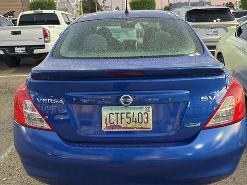 Used 2013 Nissan Versa SV w/ Convenience Pkg image 5
